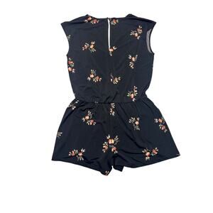 BCBGeneration Floral Black/Coral Sleeveless Romper Size XS